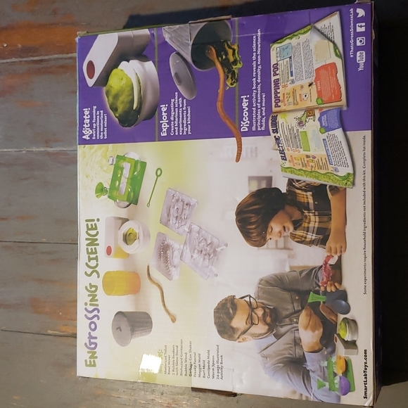 THAT'S Gross Science Lab - Picture 2 of 2